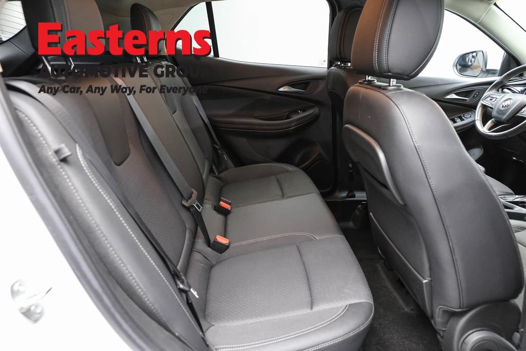 Used 2023 Buick Encore GX Preferred w/ Cold Weather Comfort Package FWD image 22