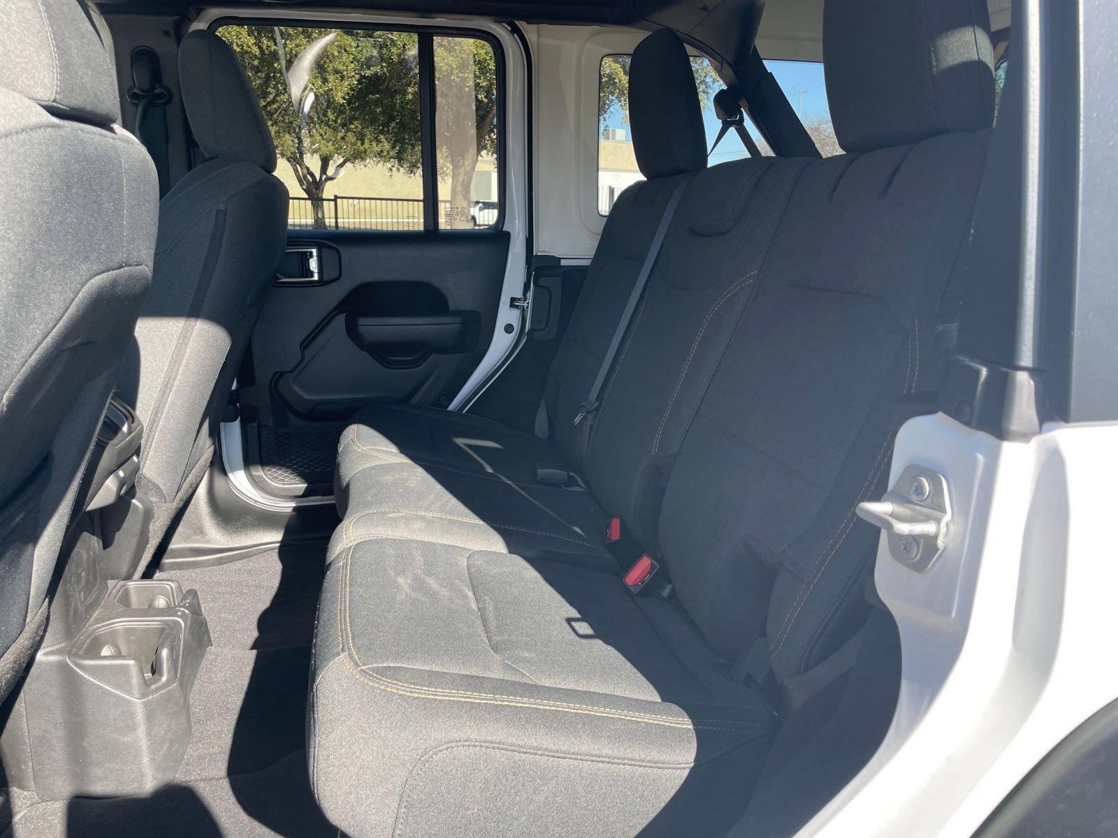 Used 2025 Jeep Wrangler Sport S image 25