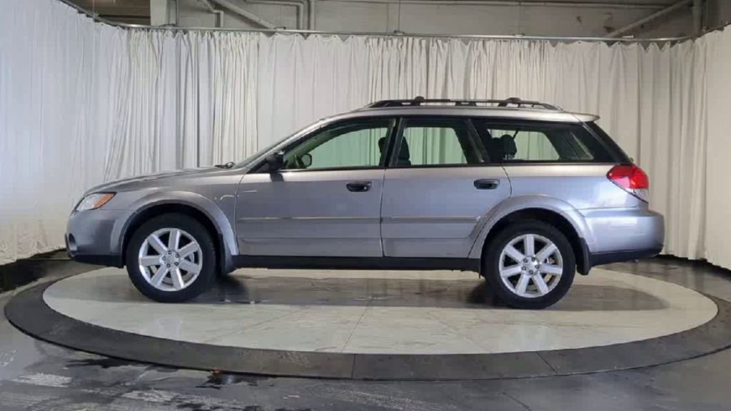 Used 2008 Subaru Outback 2.5i image 5