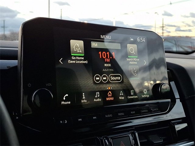 Used 2022 Nissan Pathfinder SL w/ SL Black Package image 23