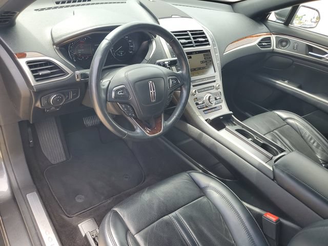 Used 2019 Lincoln MKZ Reserve AWD/4WD image 4