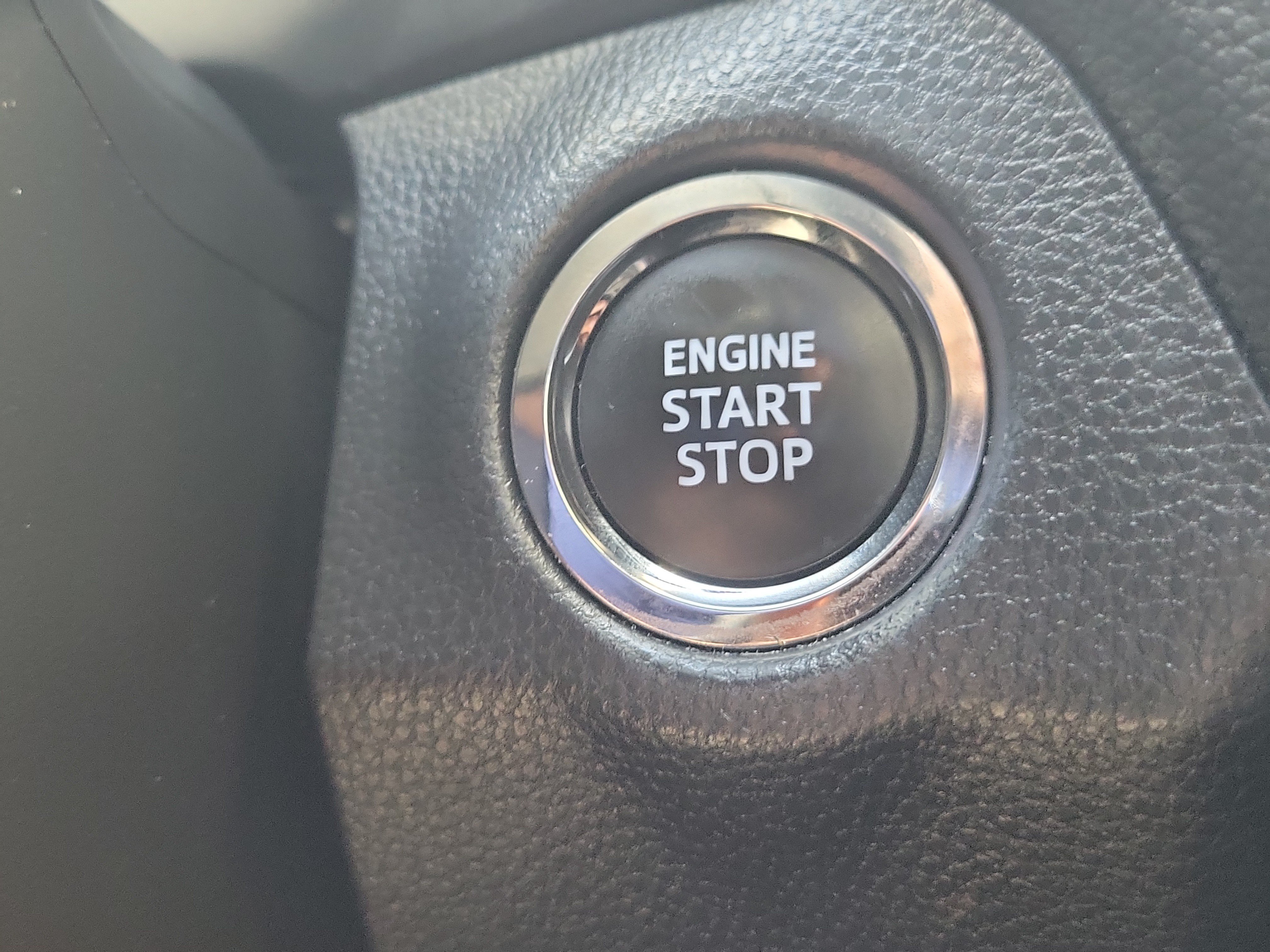 Used 2023 Toyota RAV4 XLE Premium FWD image 31