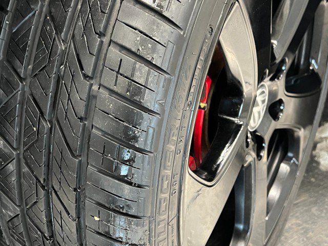 Used 2017 Volkswagen Golf S image 38