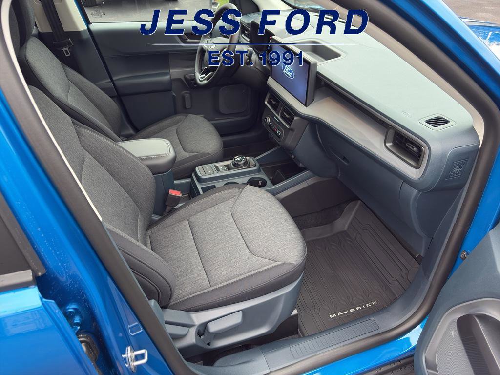 New 2025 Ford Maverick XLT w/ XLT Luxury Package image 10