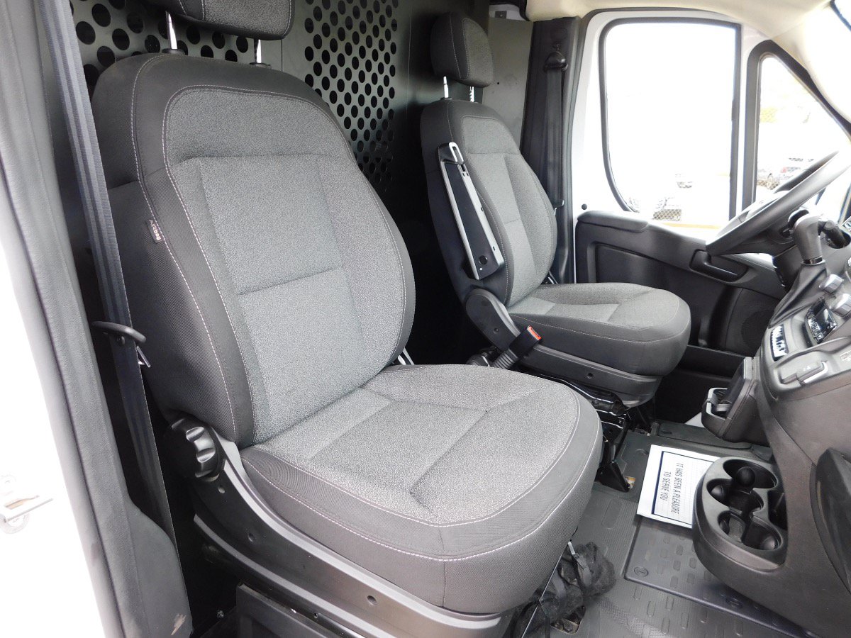 Used 2025 RAM ProMaster 2500 w/ U-Haul Equipment Group FWD image 27