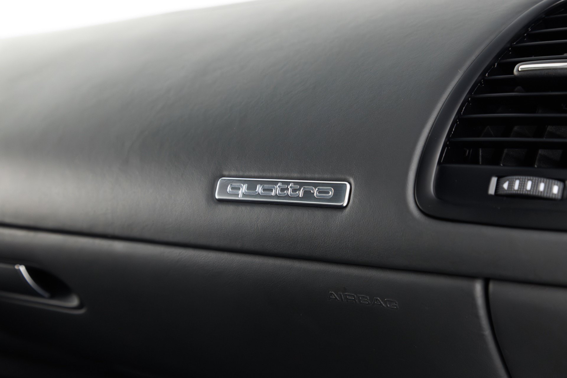 Used 2012 Audi R8 V10 AWD/4WD image 39