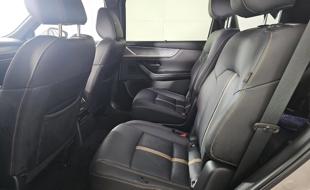 Used 2024 MAZDA CX-90 Plug-In Hybrid w/ Premium Plus image 13