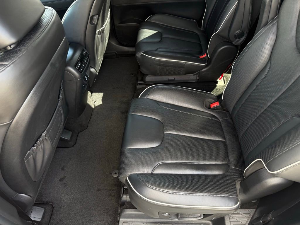 Used 2023 Hyundai Palisade SEL w/ Premium Package image 11