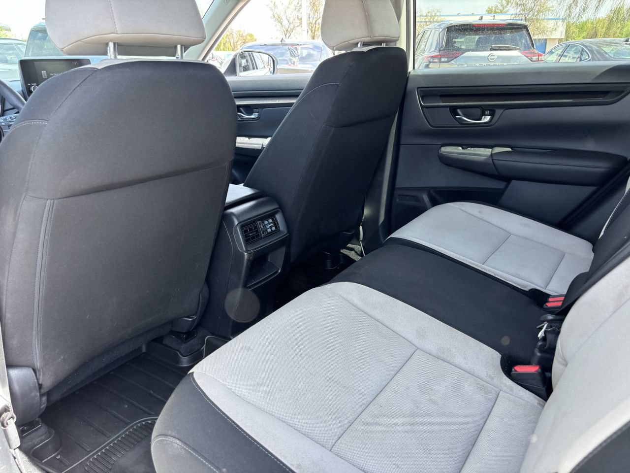 Used 2025 Honda CR-V LX image 15