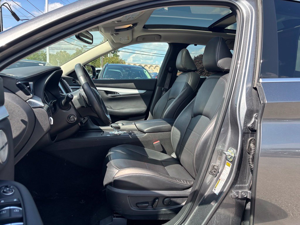 Used 2021 INFINITI QX50 Sensory w/ Accent Package AWD/4WD image 18