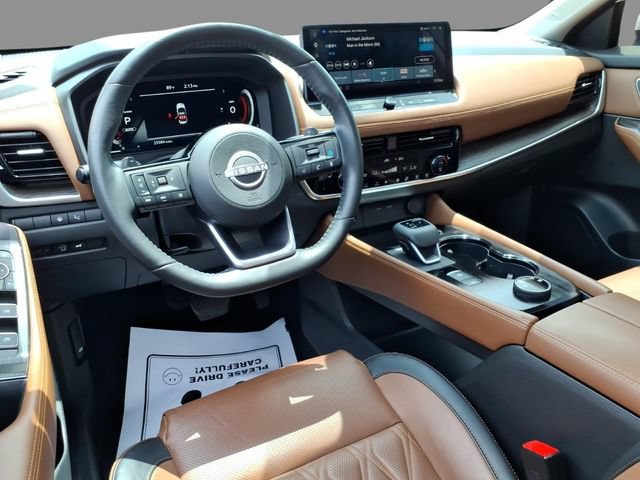 Certified 2024 Nissan Rogue Platinum w/ Platinum Premium Package AWD/4WD image 6