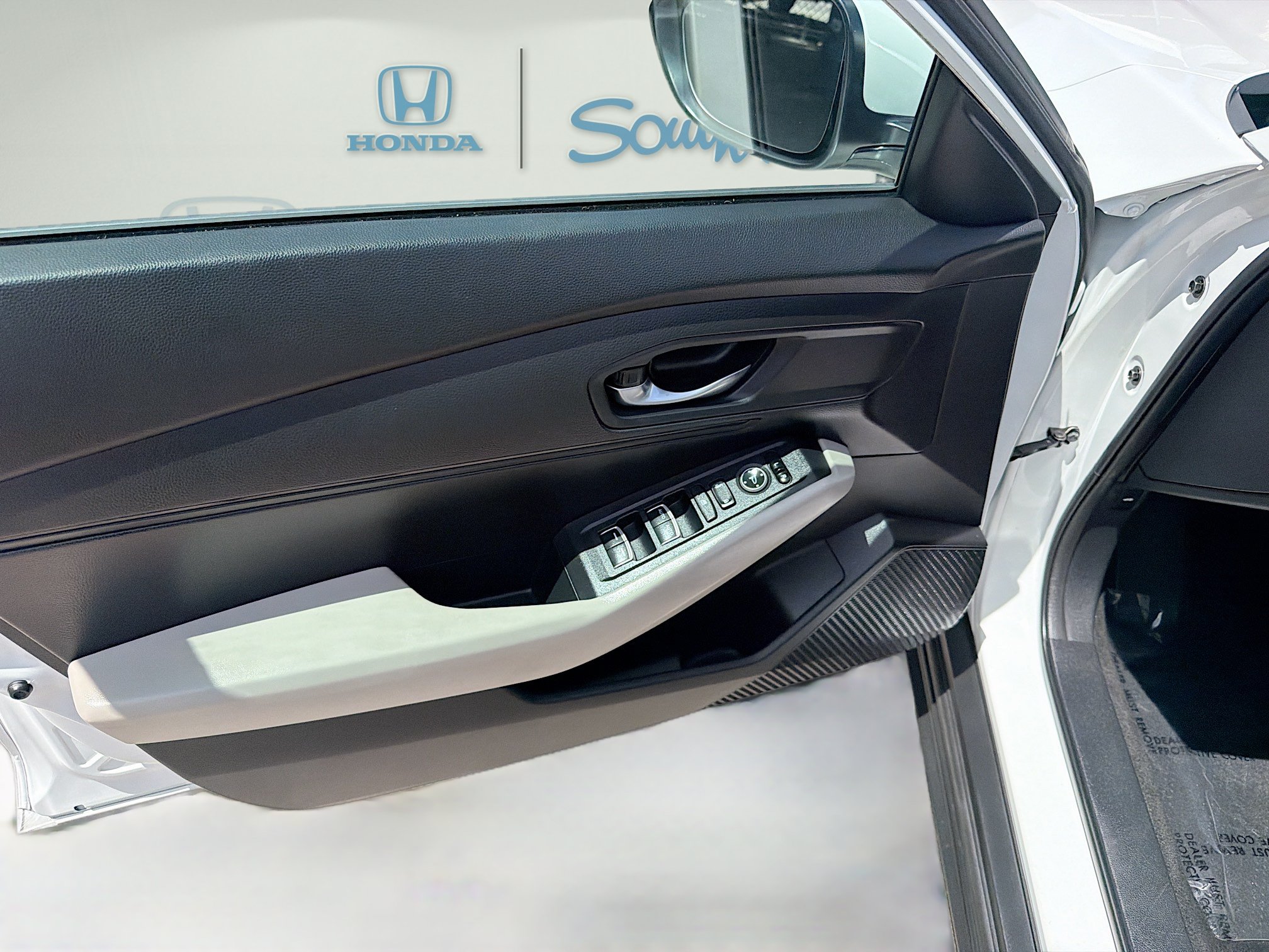Used 2023 Honda Accord LX image 19