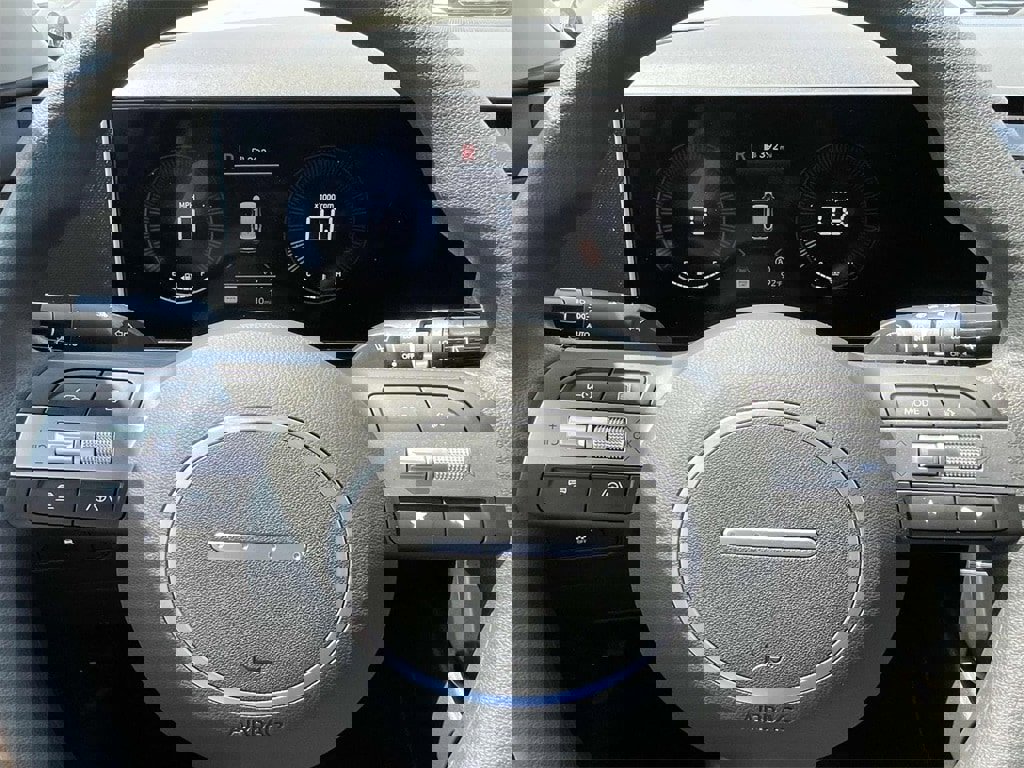 New 2026 Hyundai Tucson SE image 18