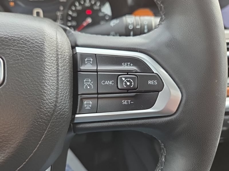Used 2024 Jeep Compass Limited AWD/4WD image 30