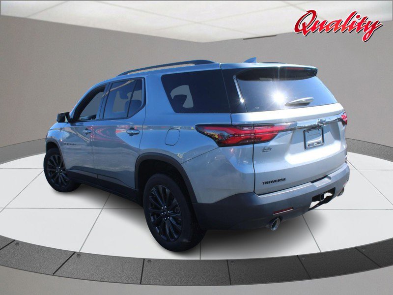 Used 2023 Chevrolet Traverse RS FWD image 5