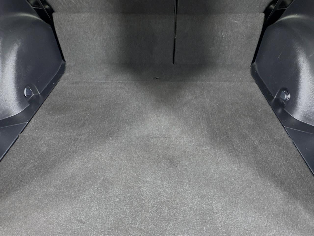 Used 2017 Toyota RAV4 XLE image 33