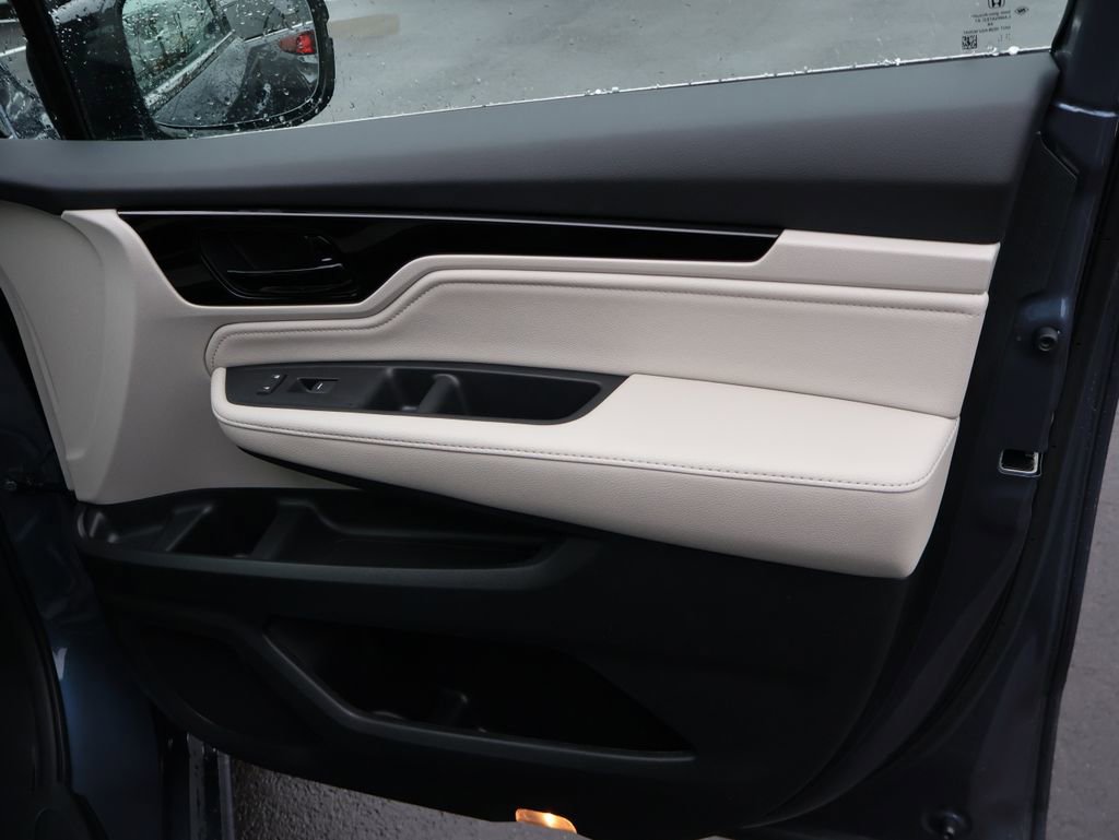 Certified 2026 Honda Odyssey Elite image 11