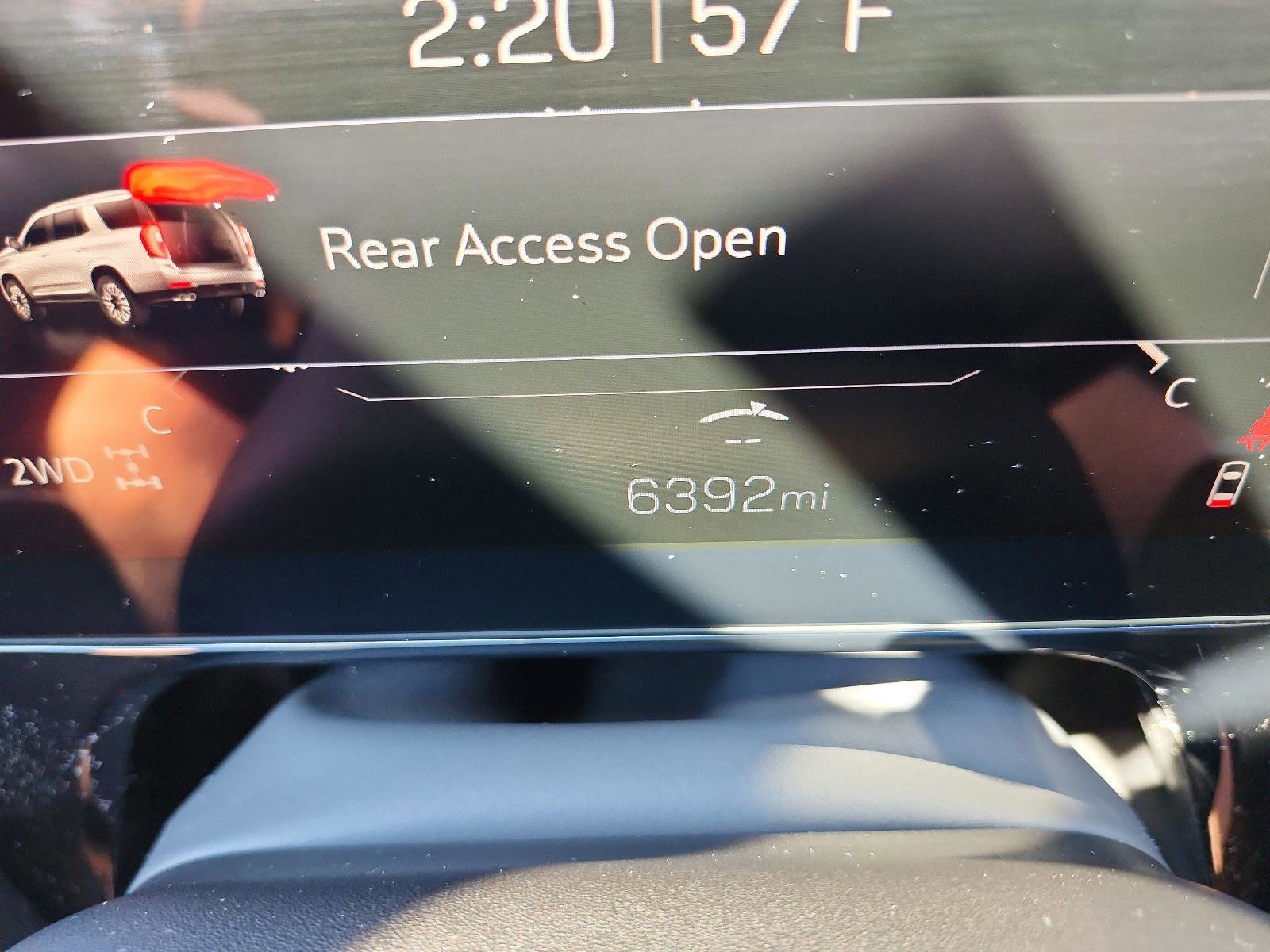 Certified 2025 GMC Yukon Denali w/ Sun & Power Step Package image 23