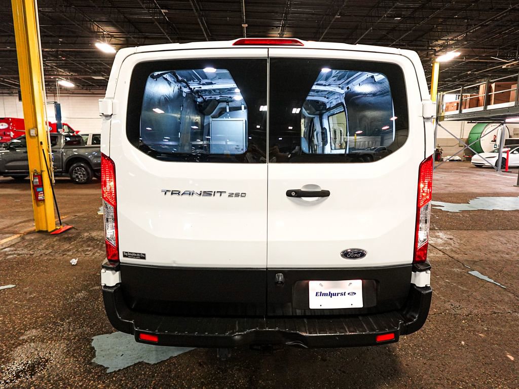 Used 2019 Ford Transit 250 130 Low Roof image 5