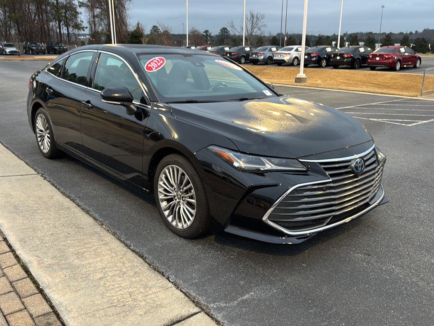 Certified 2022 Toyota Avalon Limited w/ Advanced Safety Package image 6