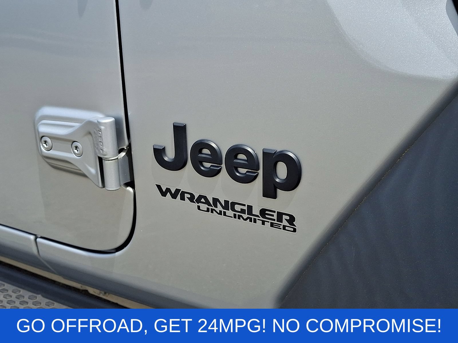 Used 2022 Jeep Wrangler Unlimited Sport AWD/4WD image 29