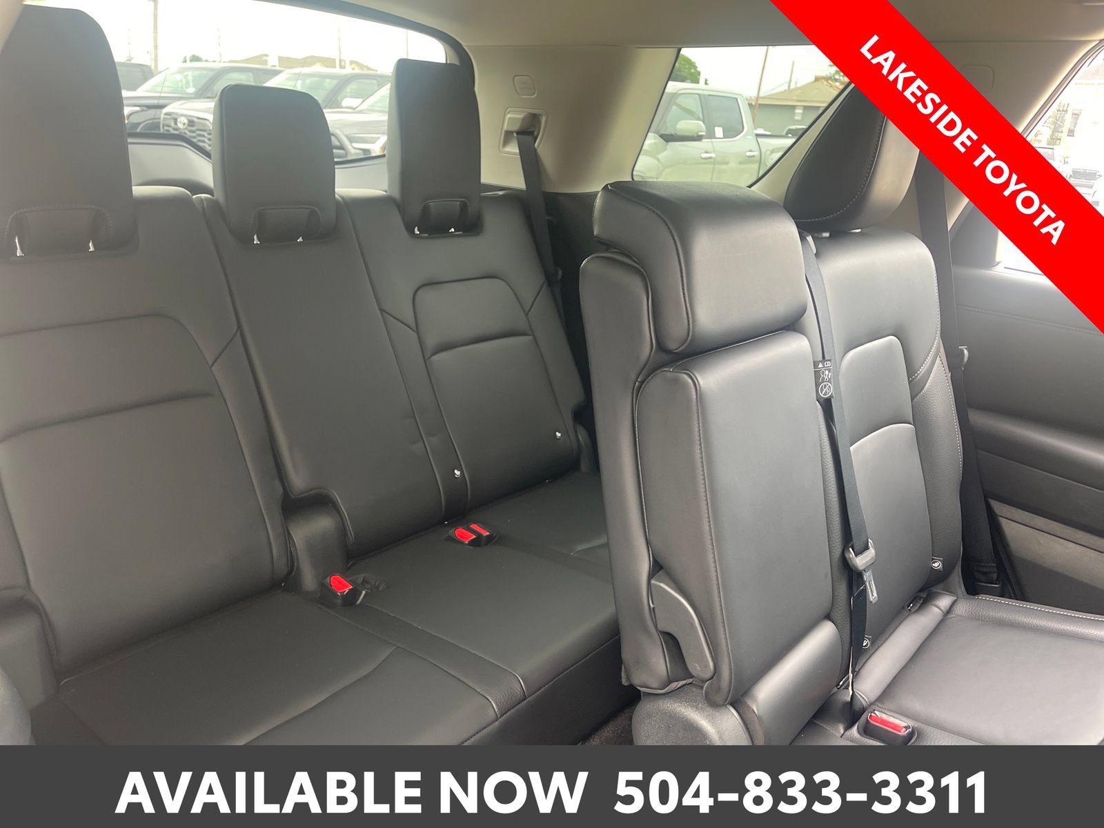 Used 2024 Nissan Pathfinder SL FWD image 19
