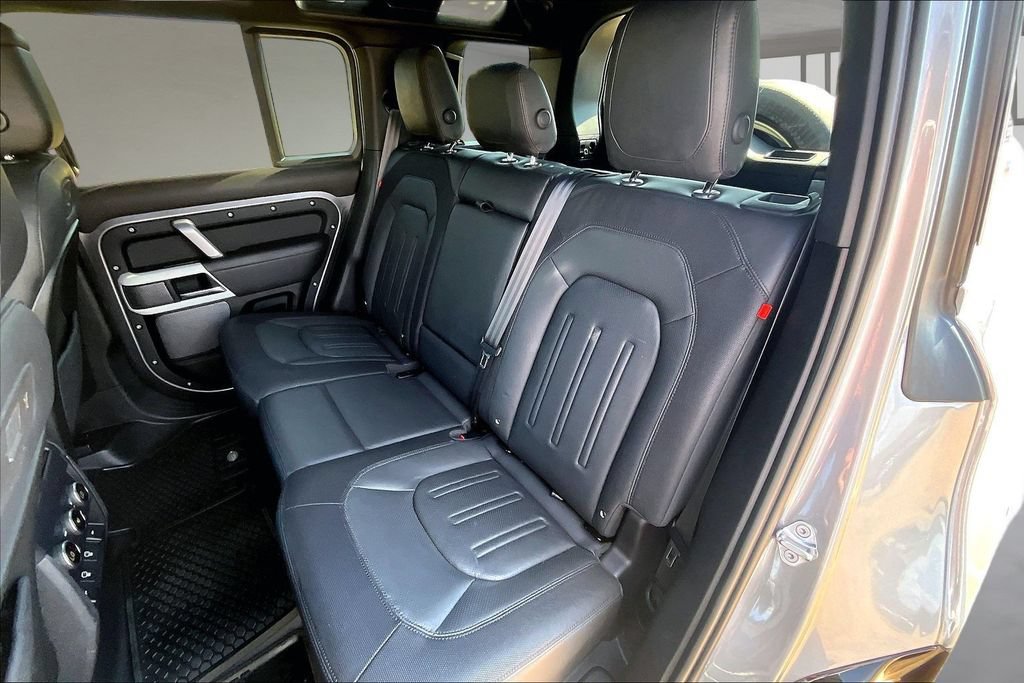 Used 2022 Land Rover Defender 110 X-Dynamic HSE AWD/4WD image 26