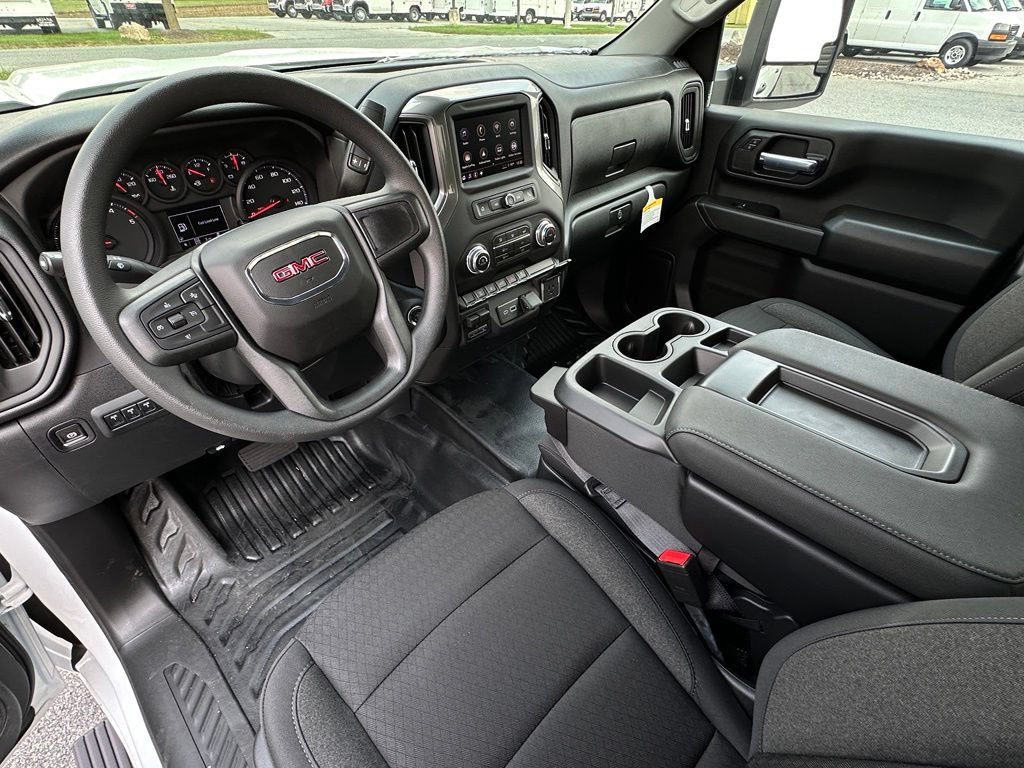 New 2026 GMC Sierra 3500 Pro w/ Convenience Package AWD/4WD image 17