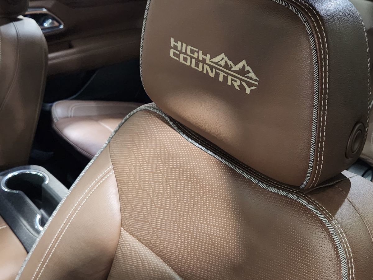 Used 2023 Chevrolet Tahoe High Country image 35