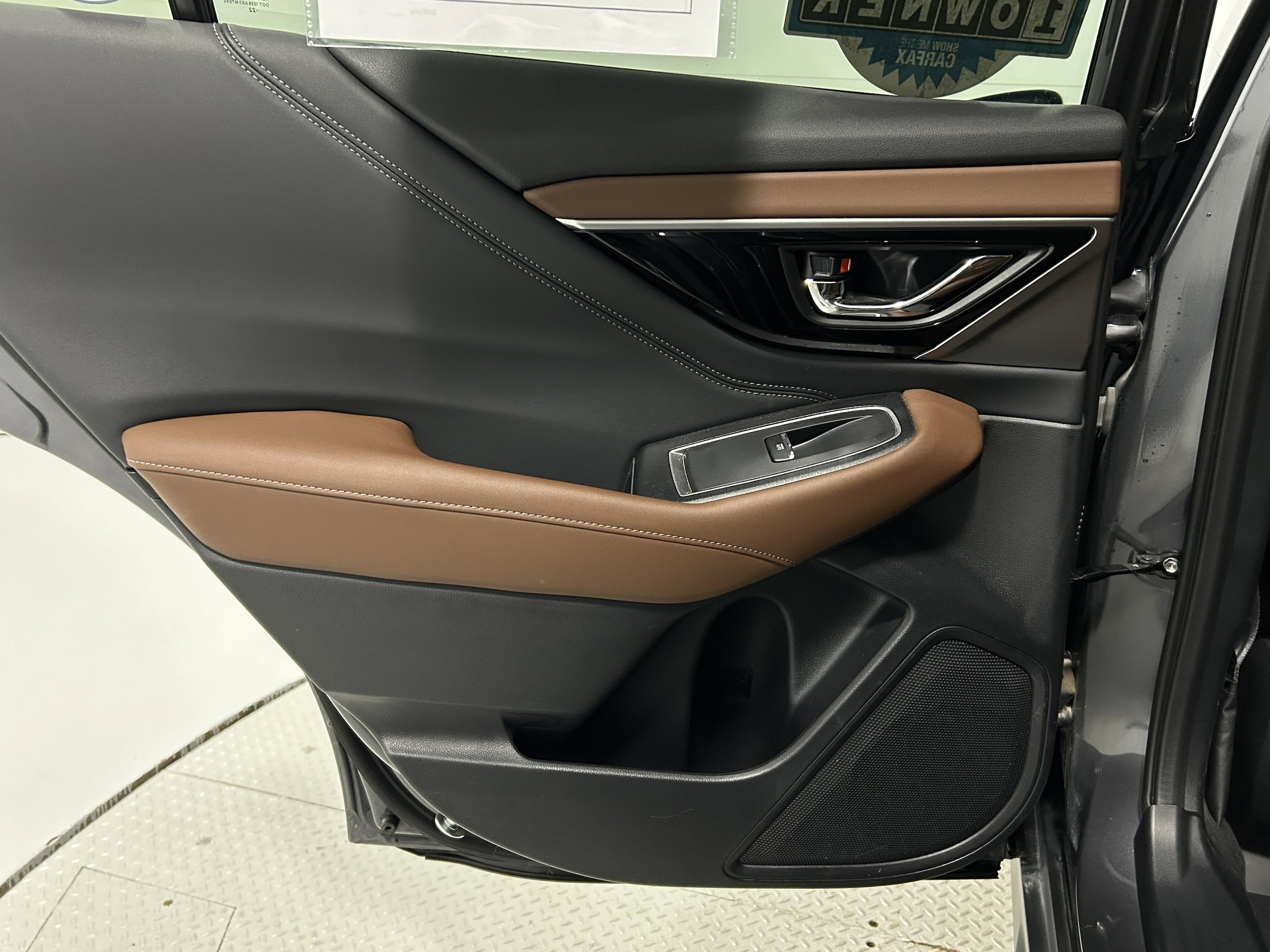Used 2022 Subaru Outback Touring image 28