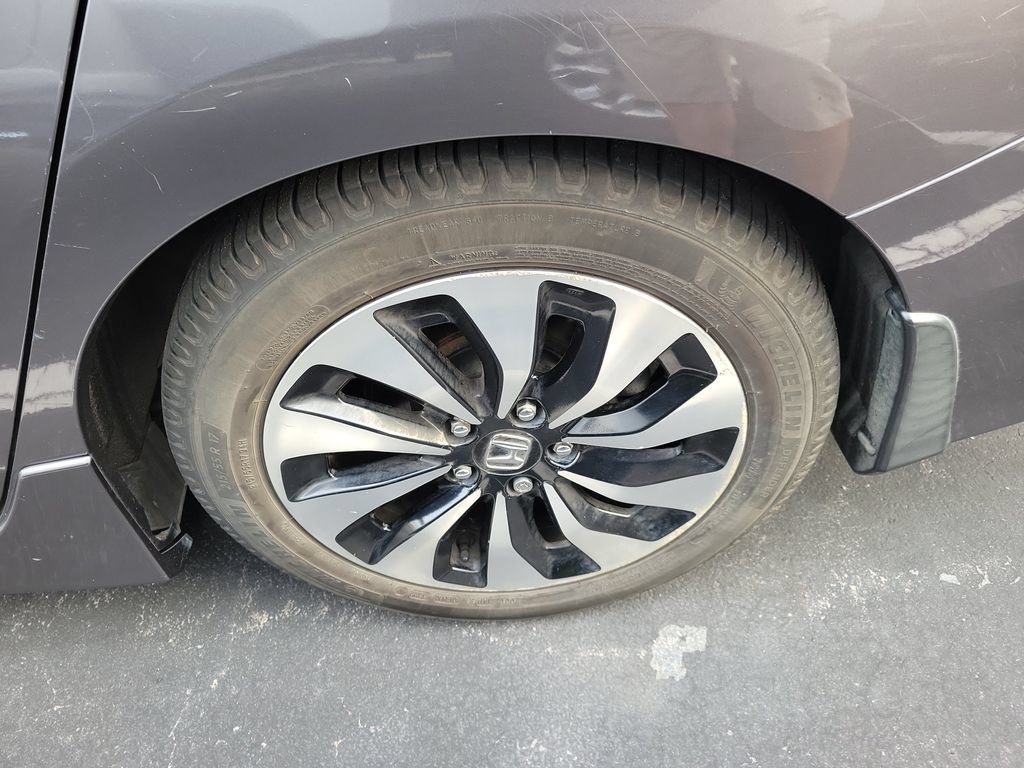 Used 2017 Honda Accord Touring image 15
