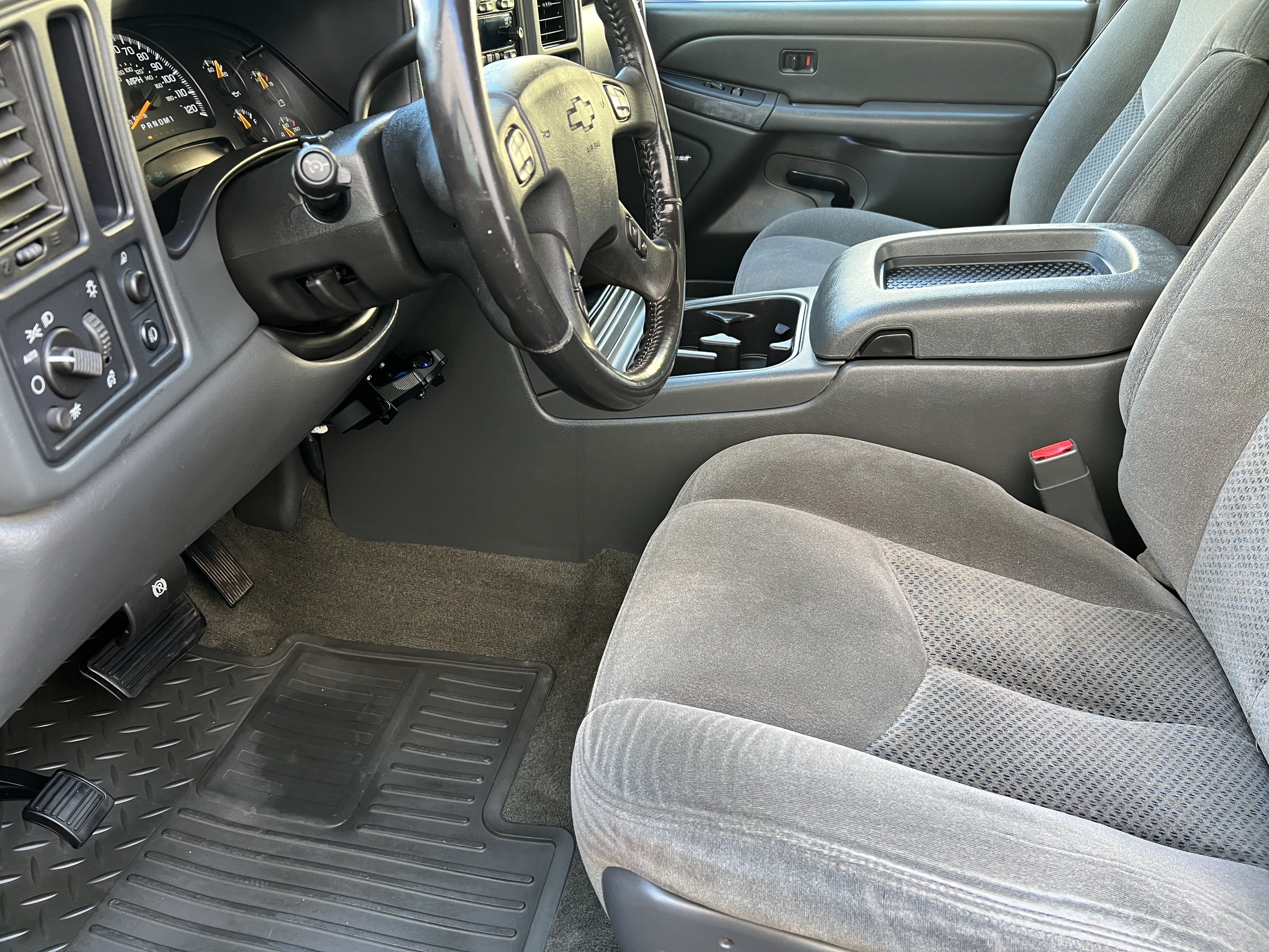 Used 2007 Chevrolet Silverado 2500 LT w/ Heavy-Duty Power Package RWD image 12