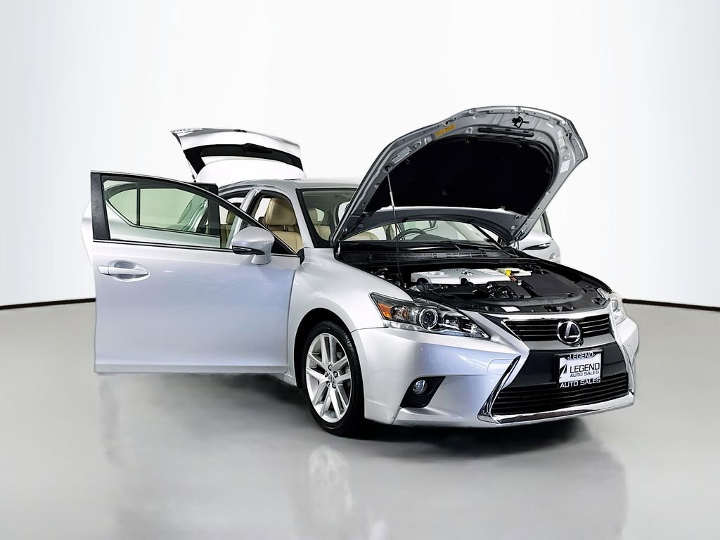 Used 2016 Lexus CT 200h w/ Seat Comfort Package FWD image 24