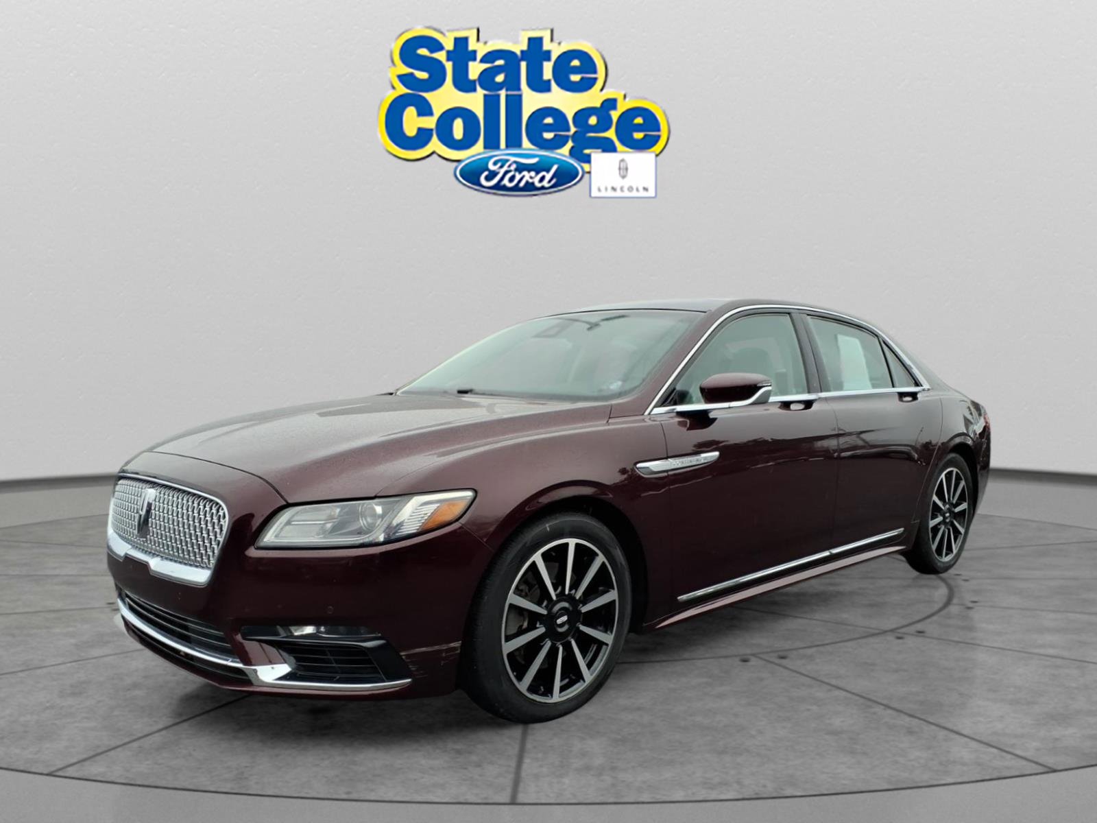 Used 2017 Lincoln Continental Reserve w/ Climate Package image 1