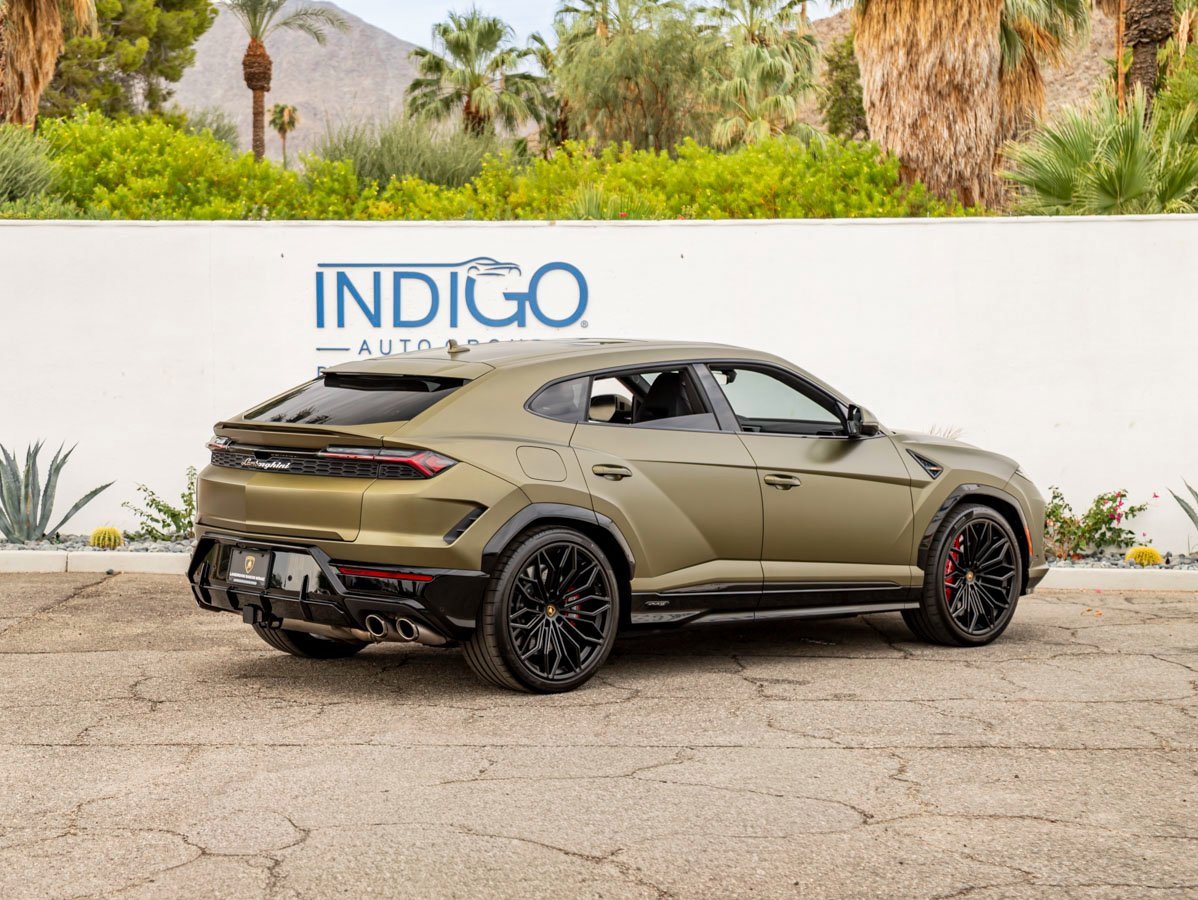 Used 2025 Lamborghini Urus SE image 6