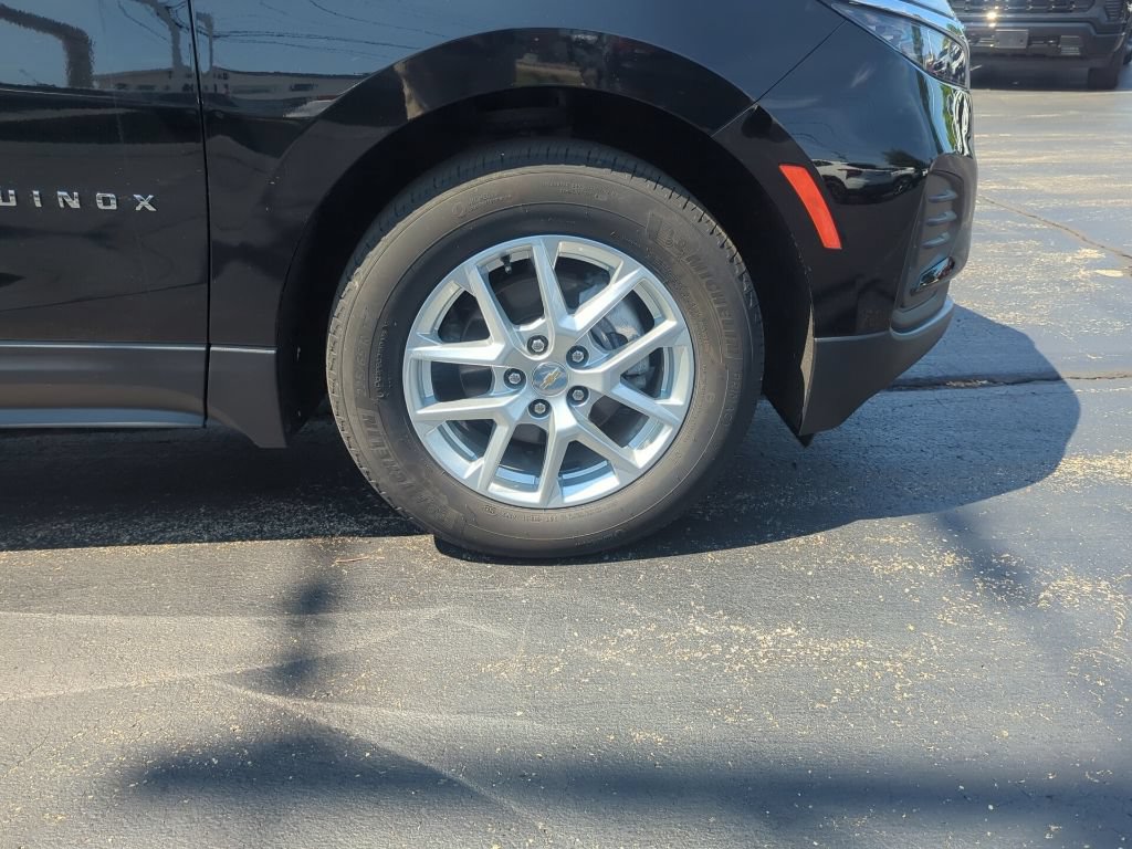 Certified 2024 Chevrolet Equinox LS FWD image 11