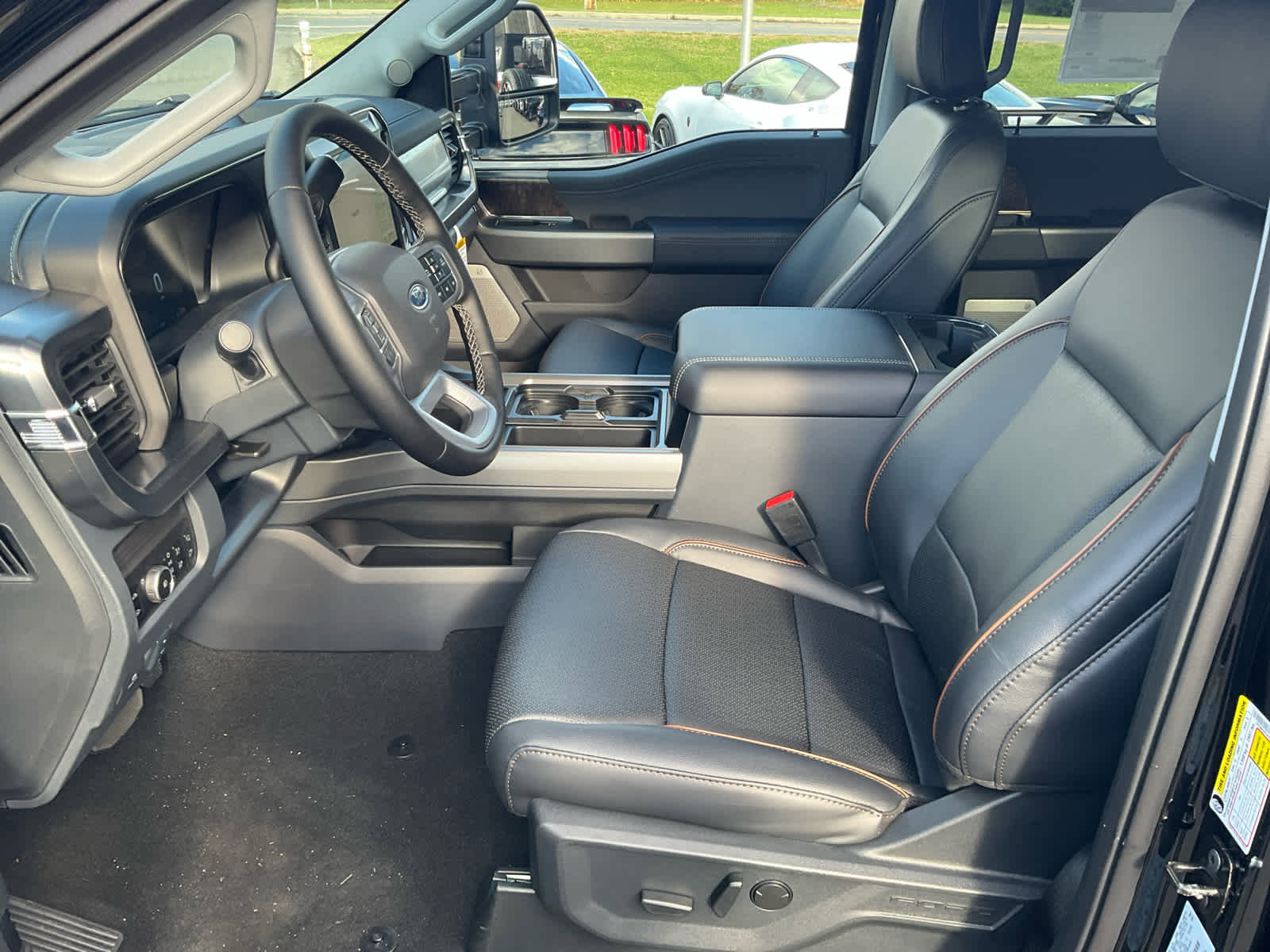 New 2026 Ford F250 Lariat w/ FX4 Off-Road Package image 17