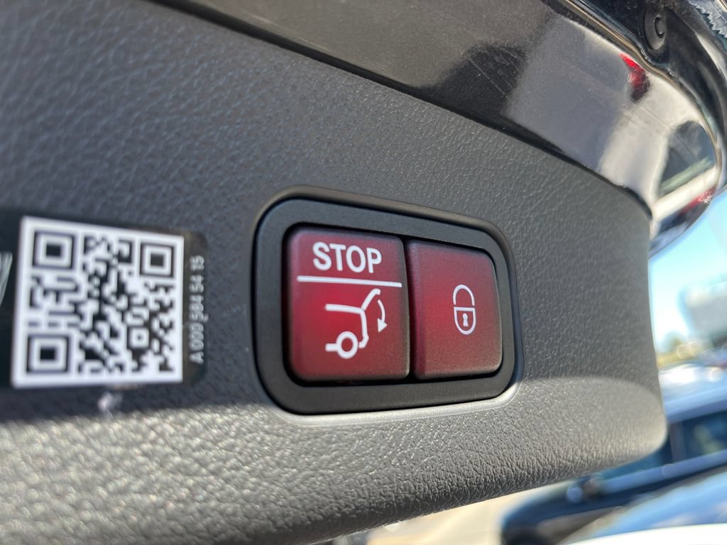 Used 2023 Mercedes-Benz GLC 300 4MATIC image 21