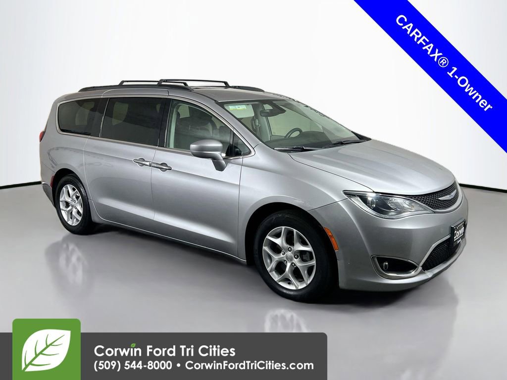 Used 2018 Chrysler Pacifica Touring Plus w/ Tire & Wheel Group image 1