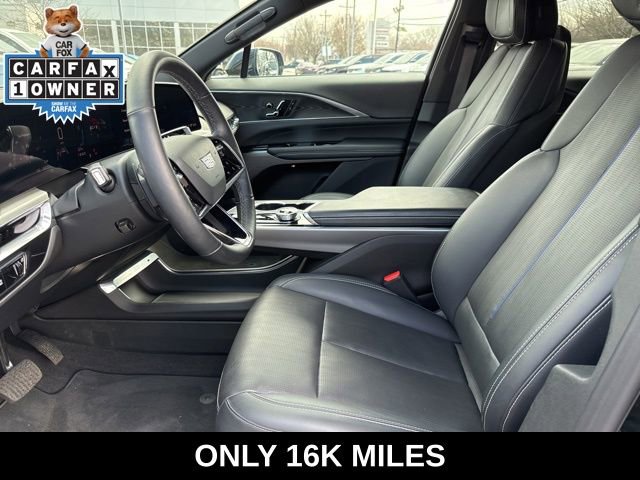 Used 2024 Cadillac Lyriq Sport image 23