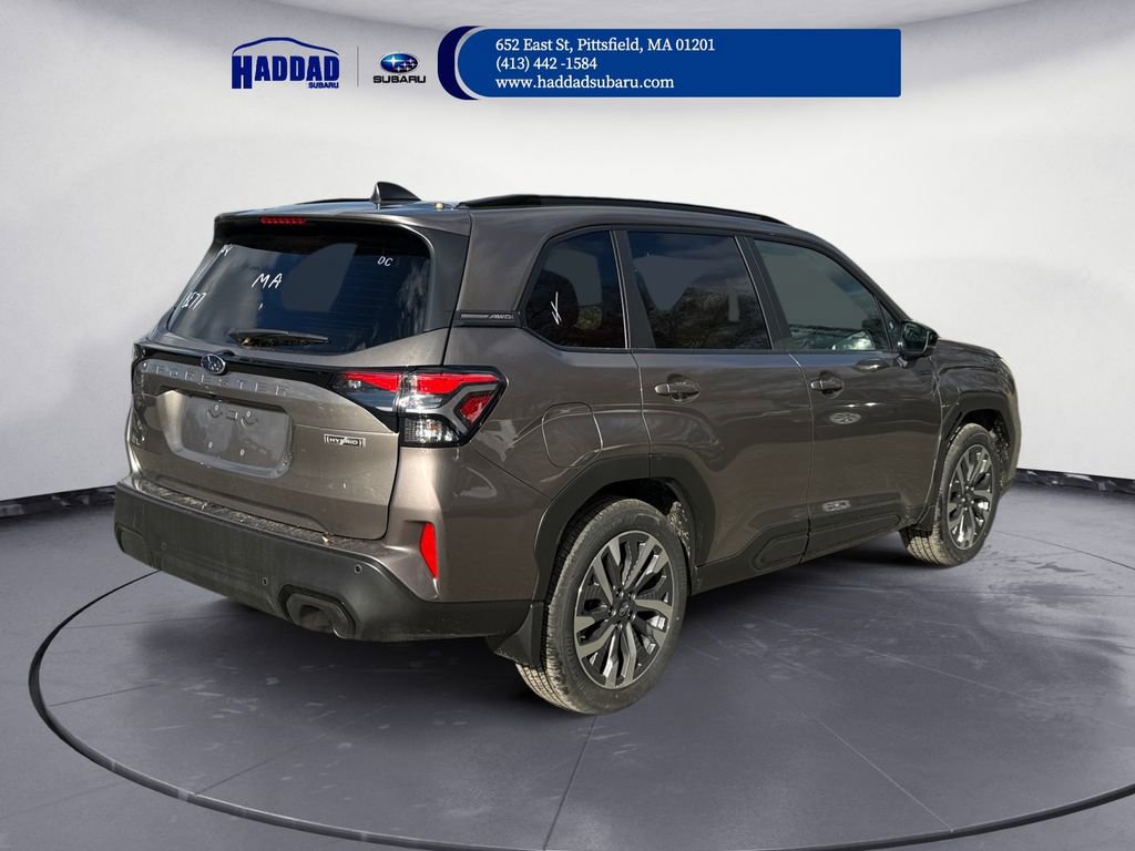 New 2025 Subaru Forester Touring image 5