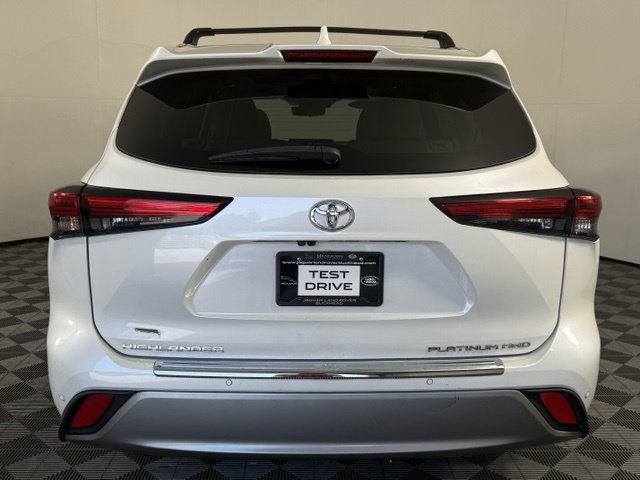 Used 2021 Toyota Highlander Platinum AWD/4WD image 7