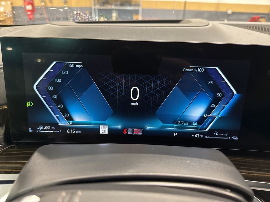 Used 2025 BMW X5 xDrive50e image 21