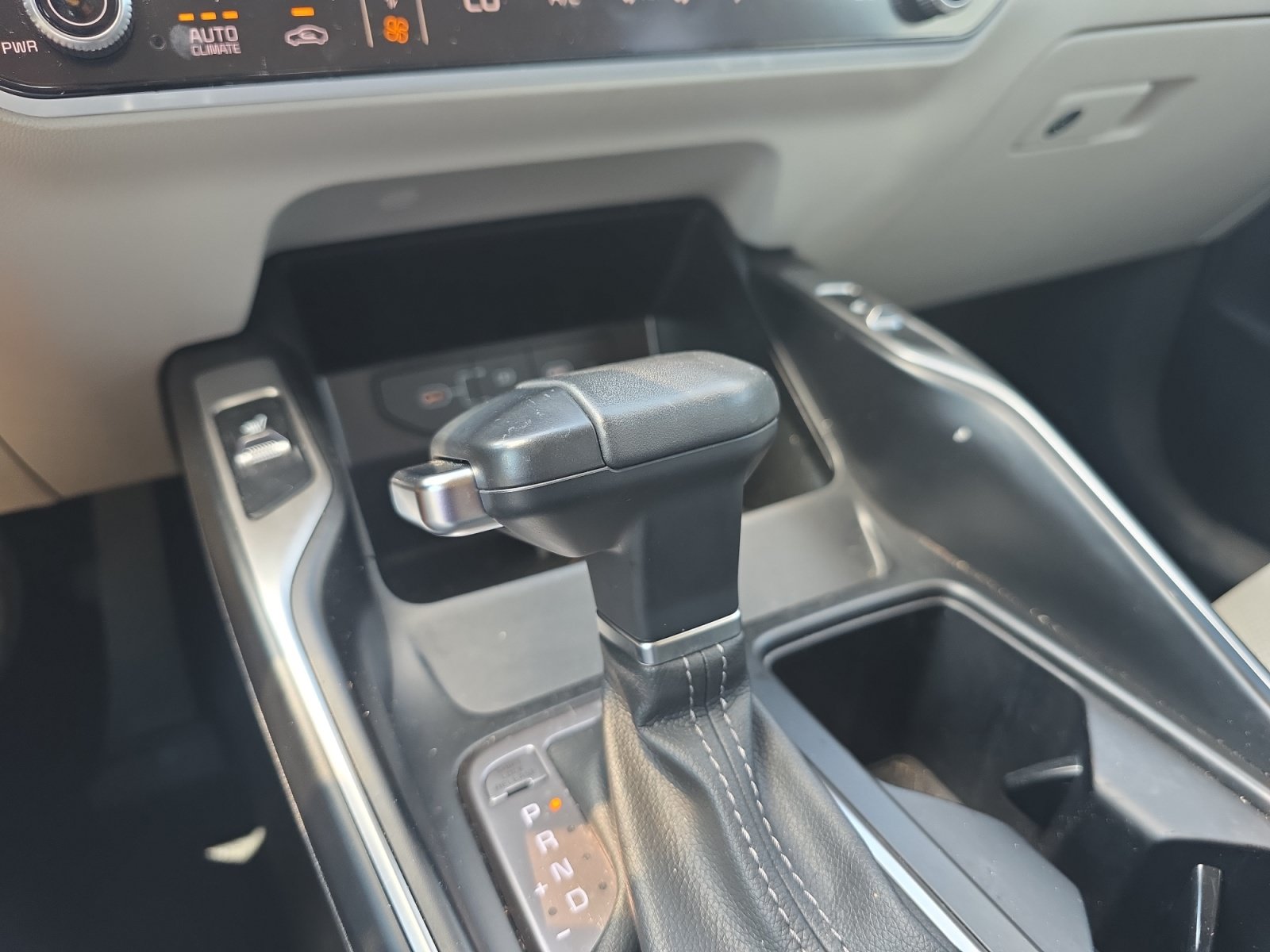 Certified 2024 Kia Sorento S FWD image 20