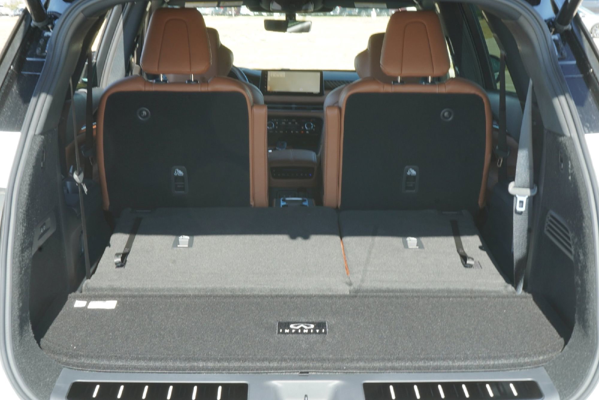 New 2026 INFINITI QX60 Autograph w/ Dark Cargo Package image 23