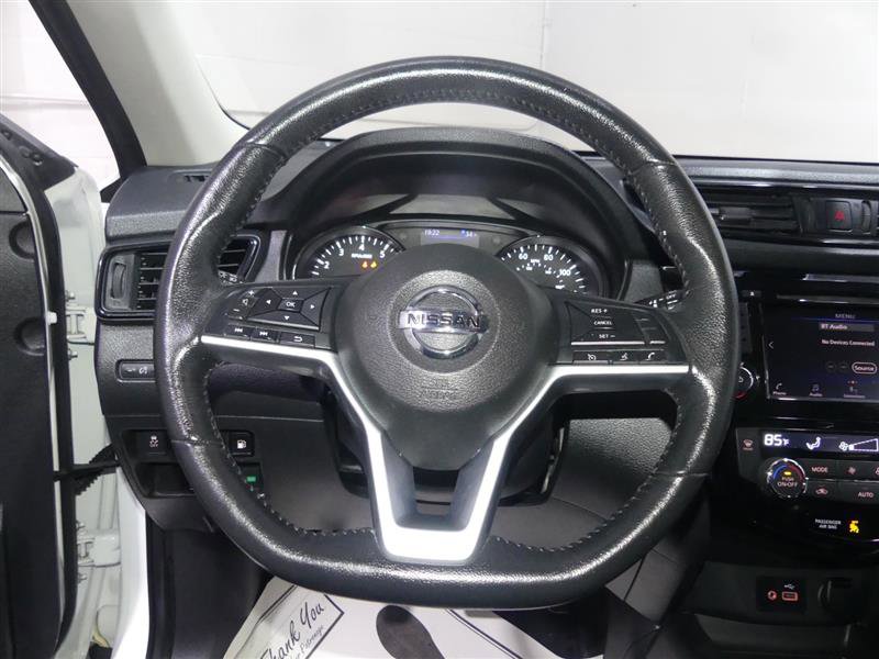 Used 2019 Nissan Rogue SV image 30