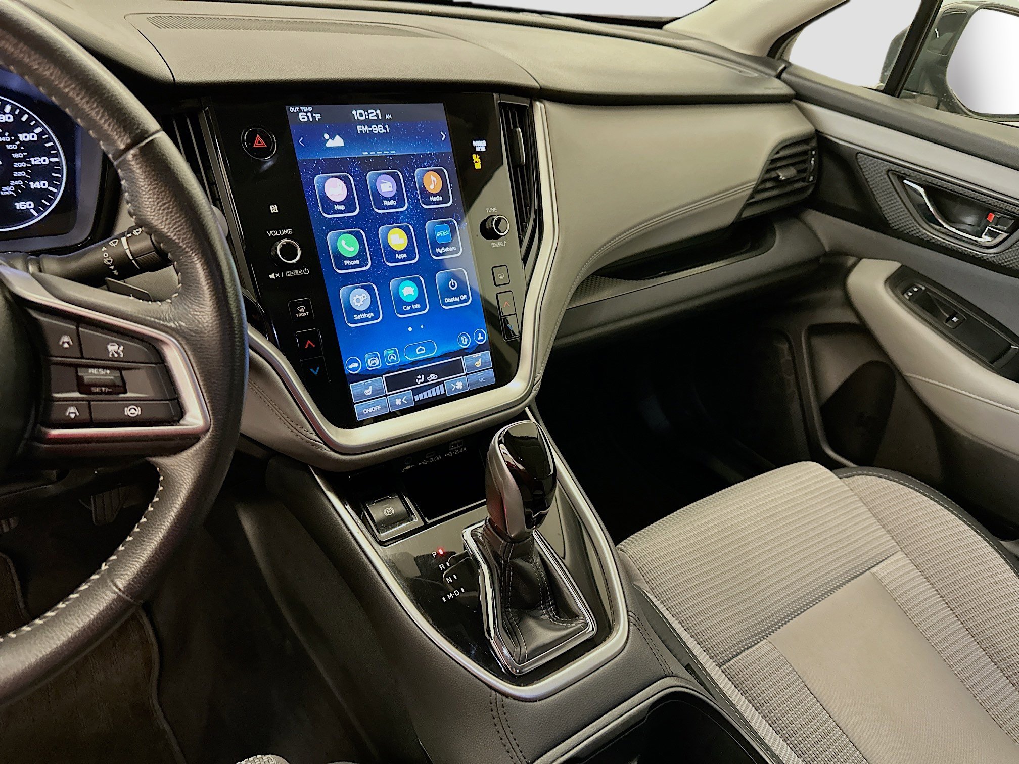 Used 2025 Subaru Outback Premium image 26