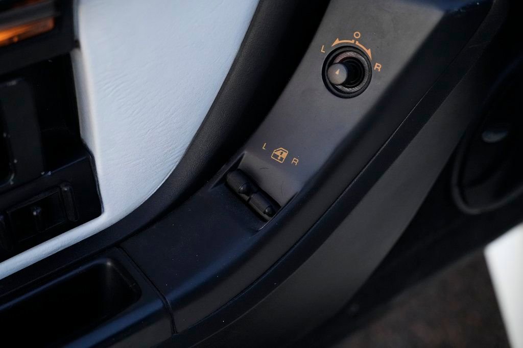 Used 1992 Chevrolet Corvette Convertible image 22