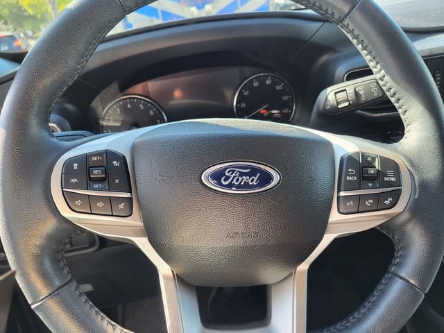 Certified 2023 Ford Explorer Limited w/ Hybrid Equipment Group 310A AWD/4WD image 13