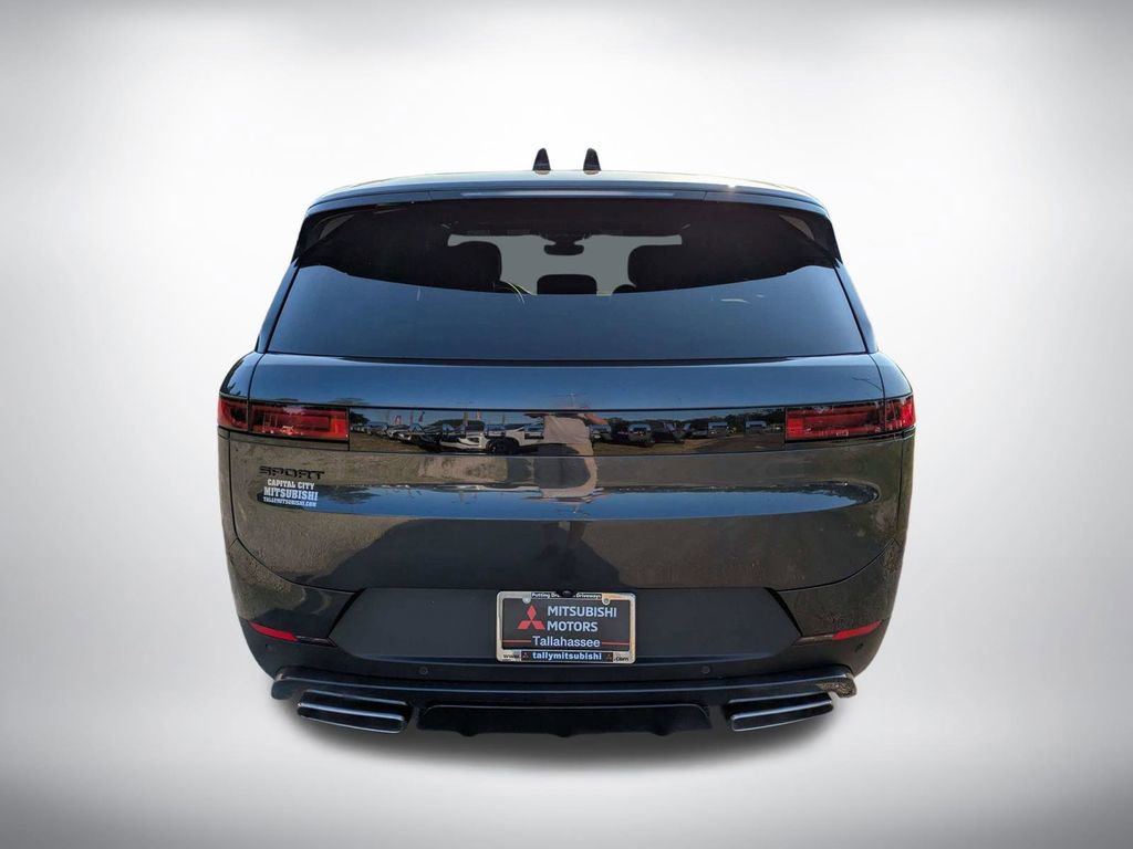 Used 2024 Land Rover Range Rover Sport SE AWD/4WD image 5